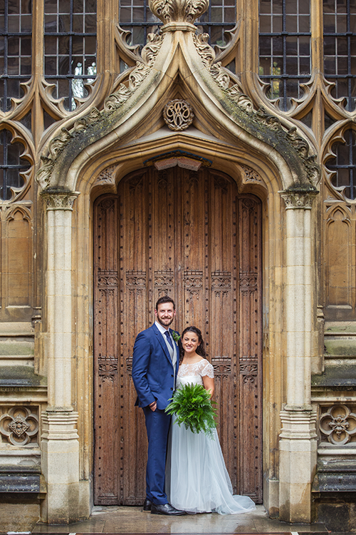Woods de Toledo wedding Bodleian Credit: Hamish Roots Alex Woods and Zoe de Toledo, on their wedding day, in an ornate doorway to the Bodleian Library