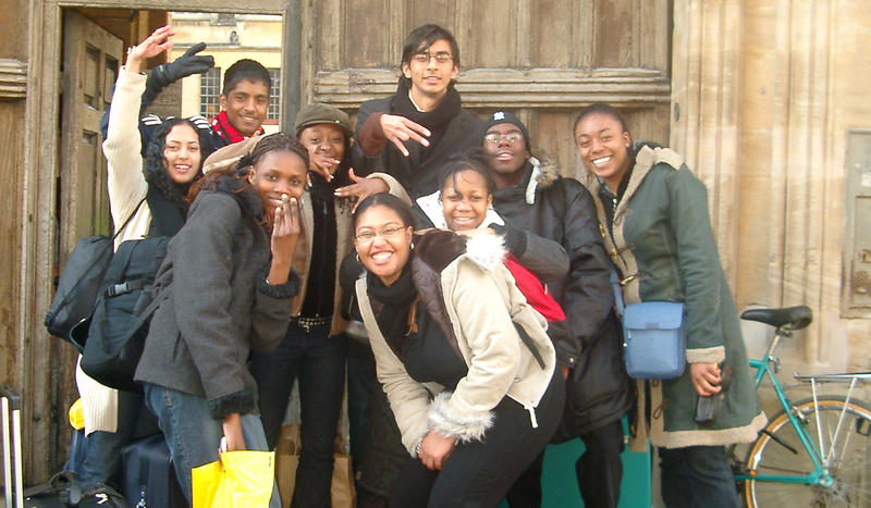 Members of the Oxford Access Scheme stood outside the Bodleian Library